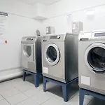 Lägenhetshotell Sejours & Affaires Geneve Les Rives Du Leman 2*