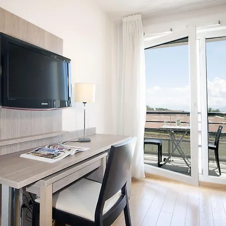 Sejours & Affaires Geneve Les Rives Du Leman Aparthotel