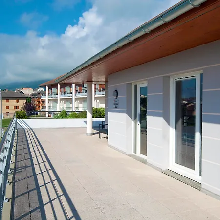 Sejours & Affaires Geneve Les Rives Du Leman 2*