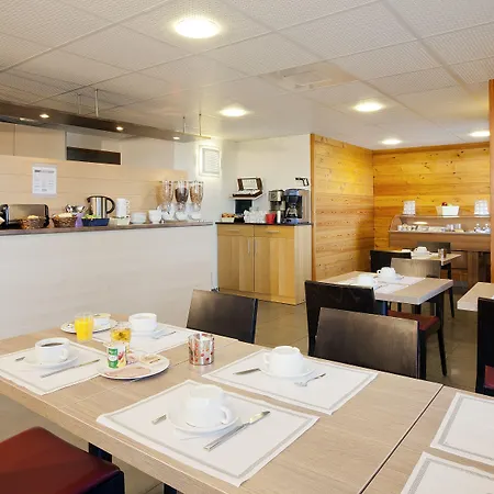 Sejours & Affaires Geneve Les Rives Du Leman Aparthotel 2*