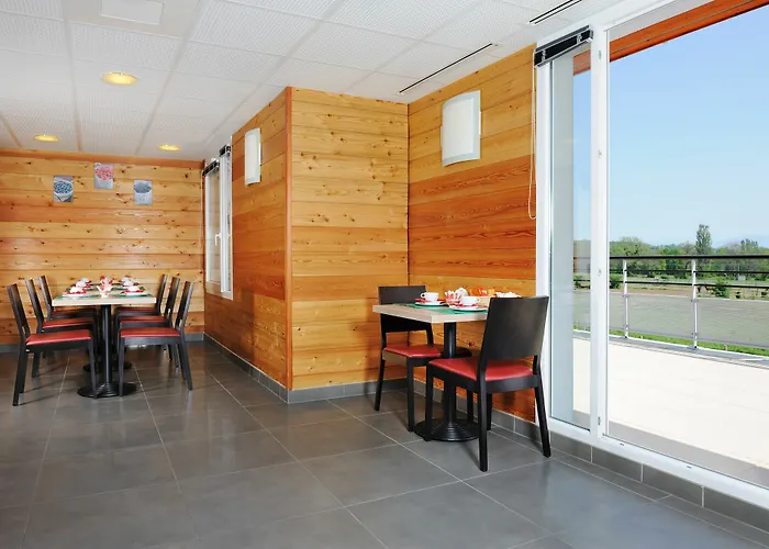 Sejours & Affaires Geneve Les Rives Du Leman Apart-hotel 2*